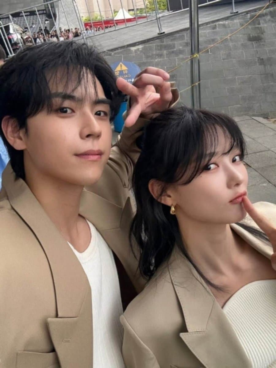 Kim Do Hoon et Kim Young Dae réagissent avec spontanéité