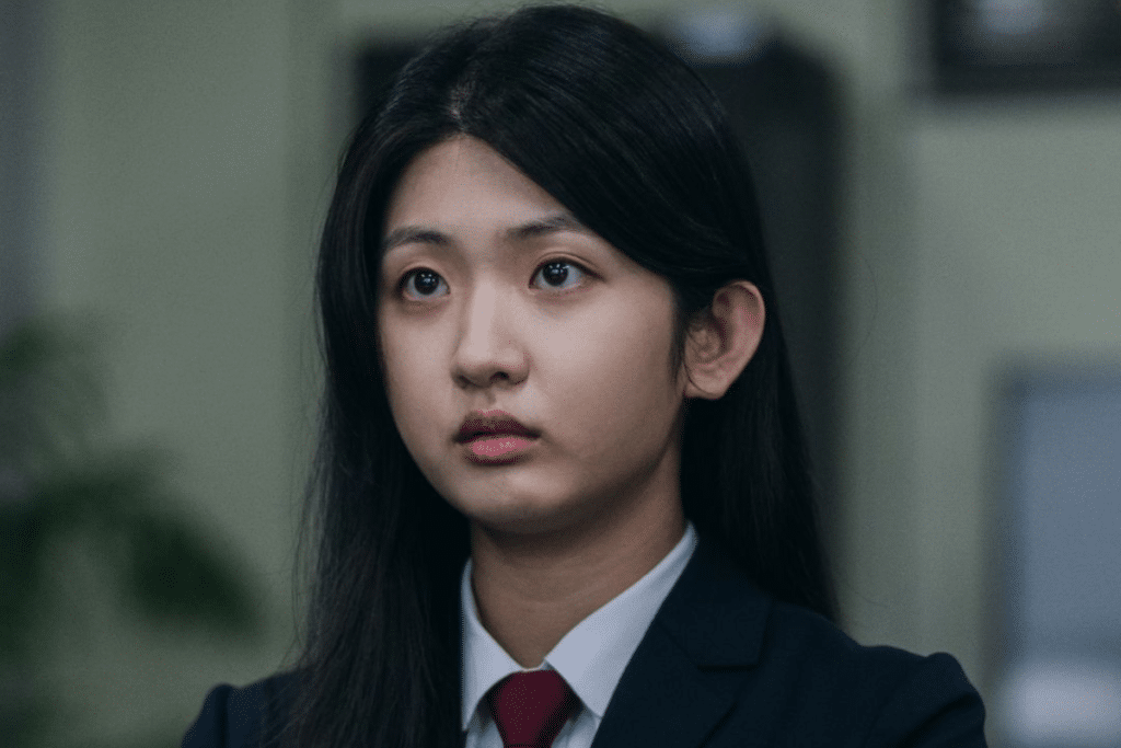 Jo Yoo Jung (Park Se Hyun)