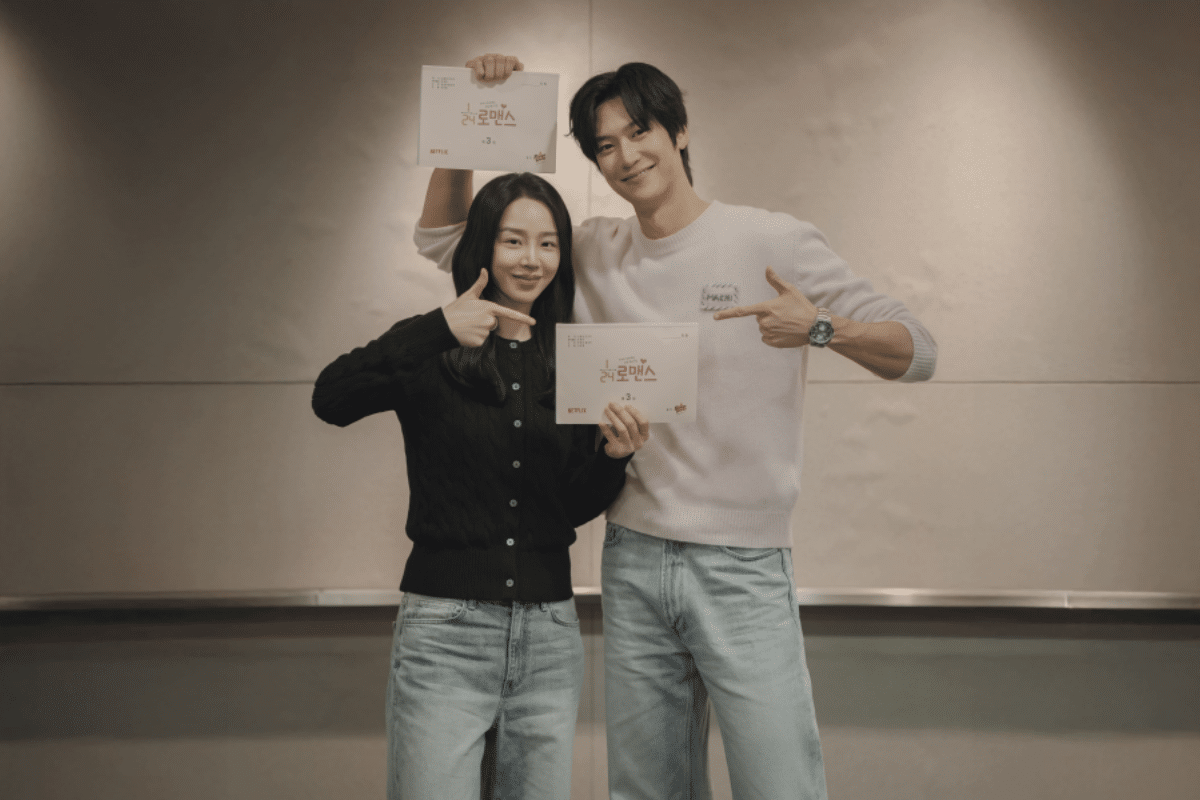 “Love O’Clock” Netflix officialise le duo Shin Hae Sun – Na In Woo dans une comédie romantique au concept inattendu