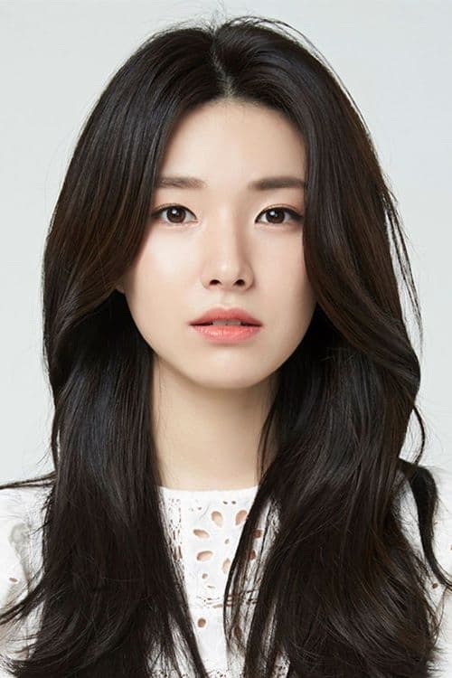 Shin Ha-young (하영)