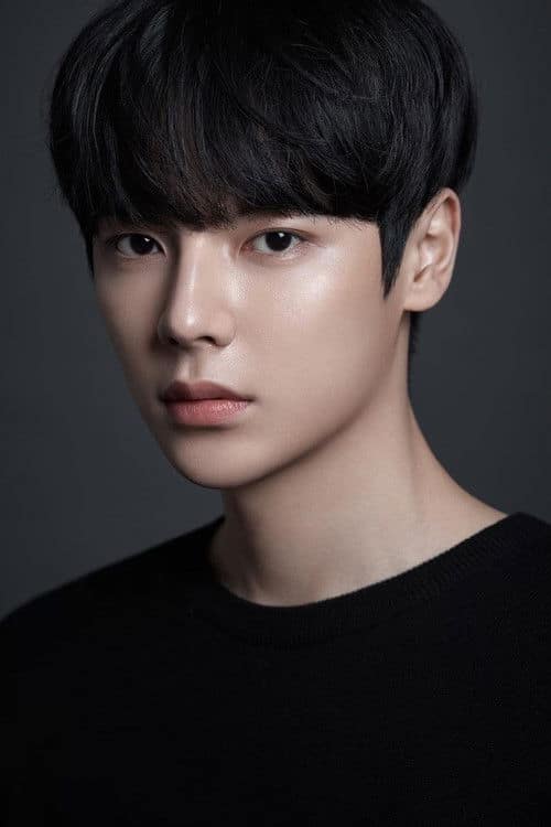 Lee Sae On (이새온)